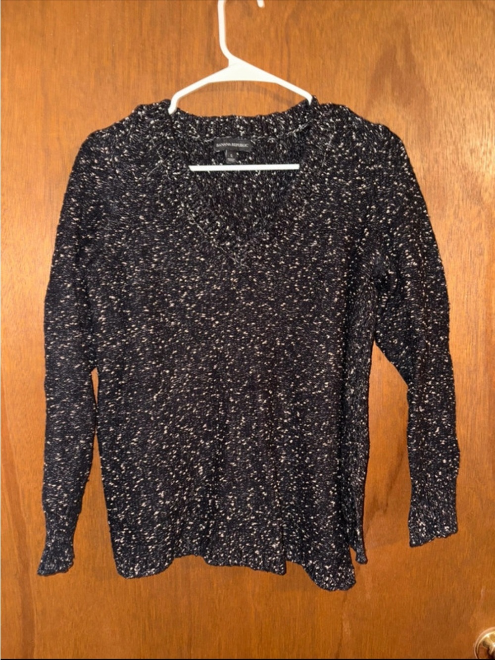 Banana Republic Black Speckled V-Neck Long Sleeve Top